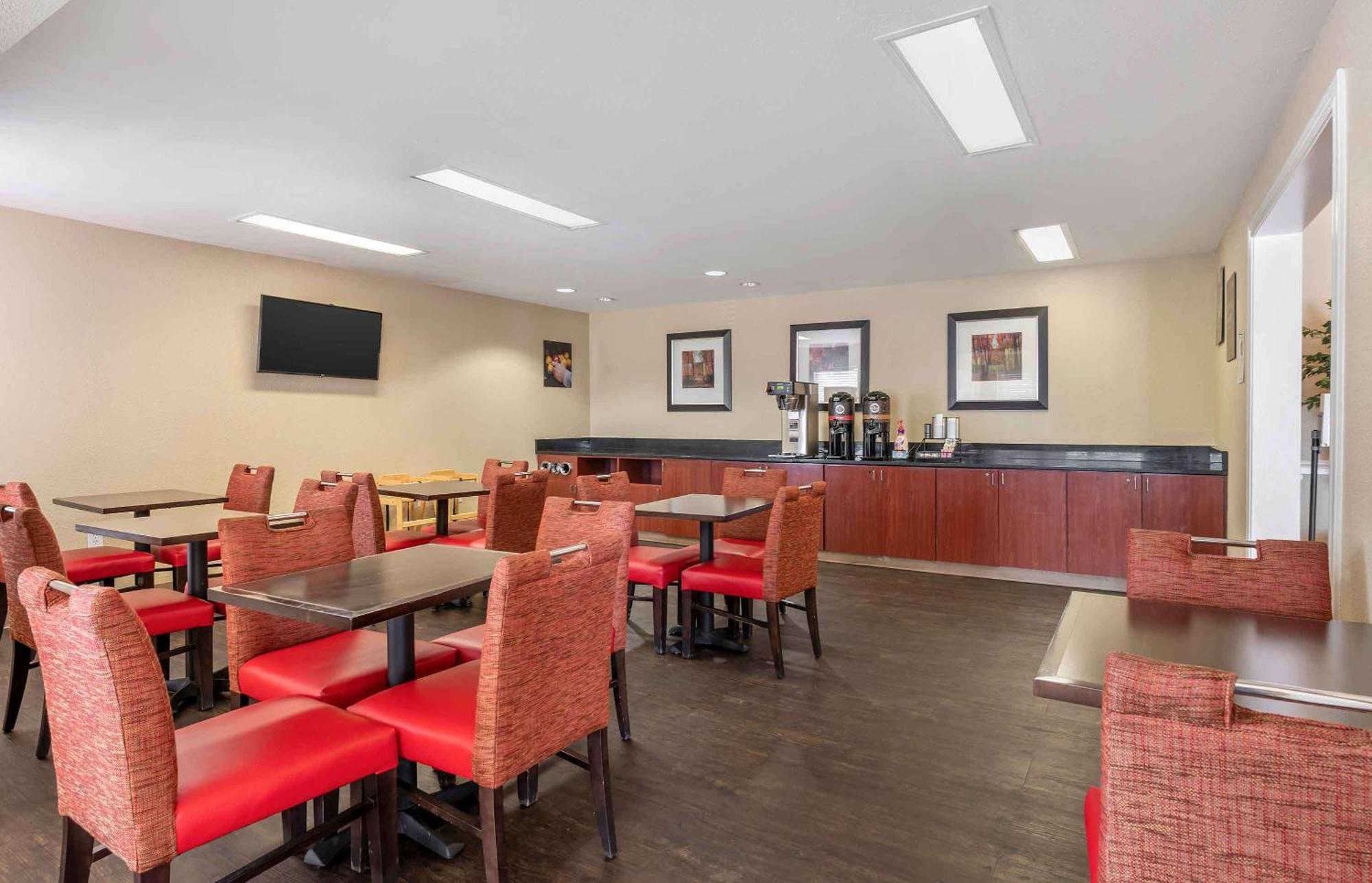 Hotel Extended America - - Northwest - I-465
