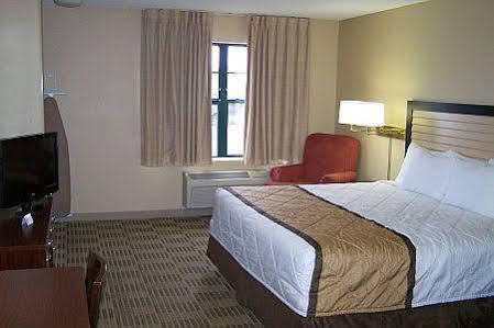 Hotel Extended America - - Northwest - I-465